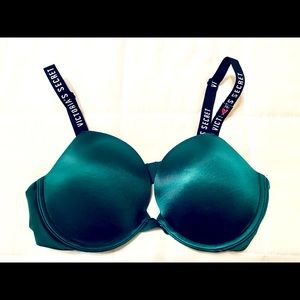 Victoria Secret Very Sexy Push Up